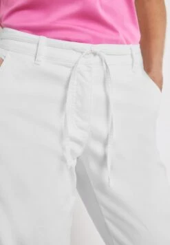 Gerry Weber MIT BINDEGÜRTEL - Chino - Weiß Weiß -Dein Mode Laden 0bbe0220cb0e4eba8710a3d7e4183ff0