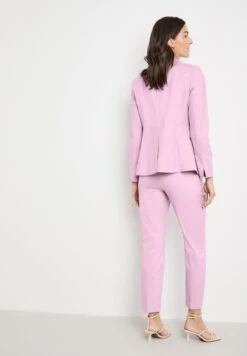Gerry Weber MIT STRETCHKOMFORT - Stoffhose - Powder Pink -Dein Mode Laden 2321c816a6ee4c3c8702a8efa9fbac3d