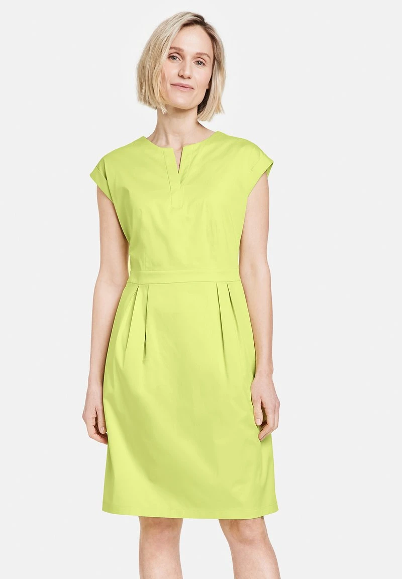 Gerry Weber MIT KELLERFALTEN - Freizeitkleid - Lime 3 Gerry Weber MIT KELLERFALTEN - Freizeitkleid - Lime