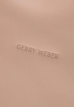 Gerry Weber PIECE OF ME - Handtasche - Taupe -Dein Mode Laden 8409d03c3fc94df6aa604f8b08837b56