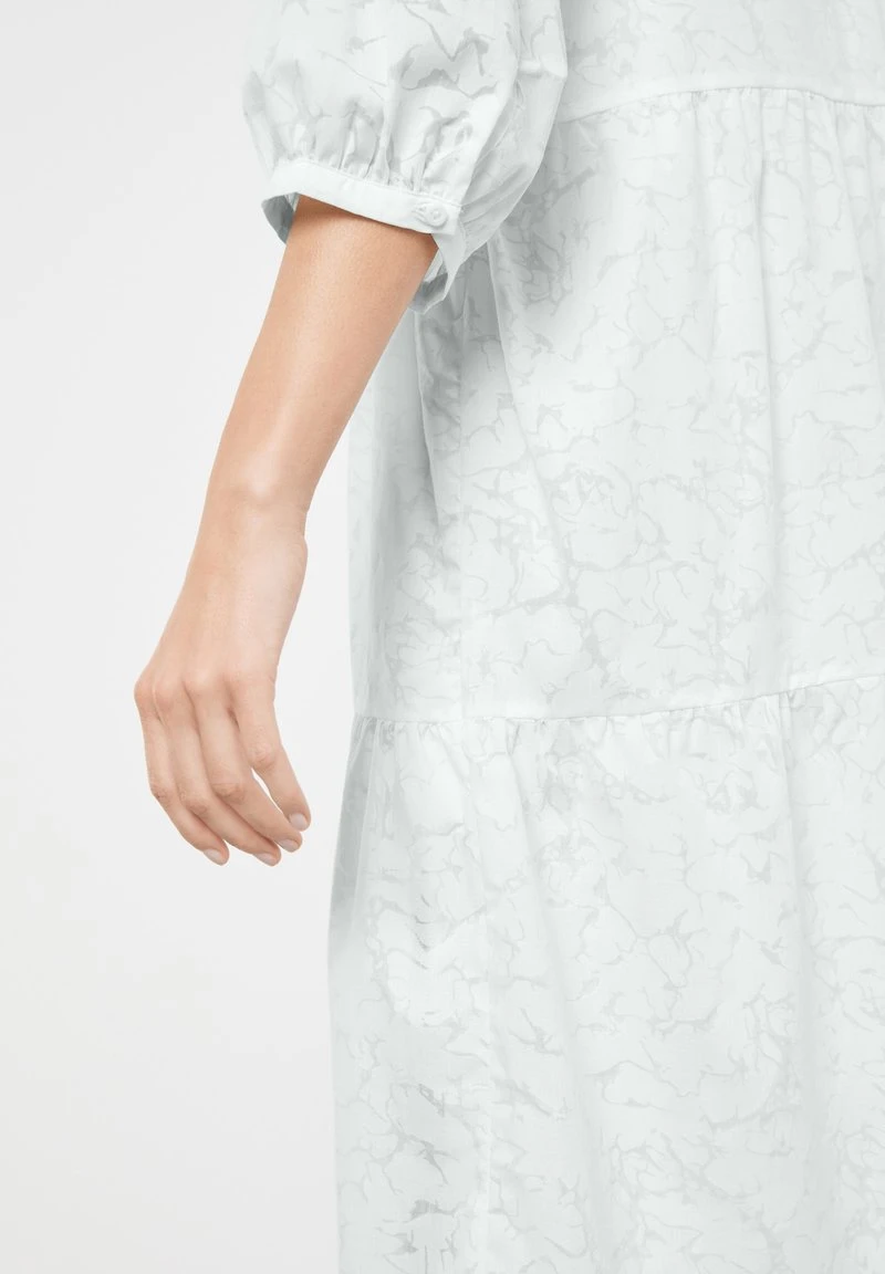 Gerry Weber MIT AUSBRENNER-EFFEKT - Freizeitkleid - Off White 6 Gerry Weber MIT AUSBRENNER-EFFEKT - Freizeitkleid - Off White – Bild 4