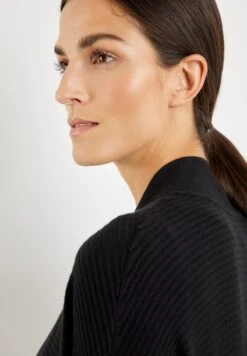 Gerry Weber Strickjacke - Schwarz 10 Gerry Weber Strickjacke - Schwarz -Dein Mode Laden a7af364b18664d0b8e80235124f44823