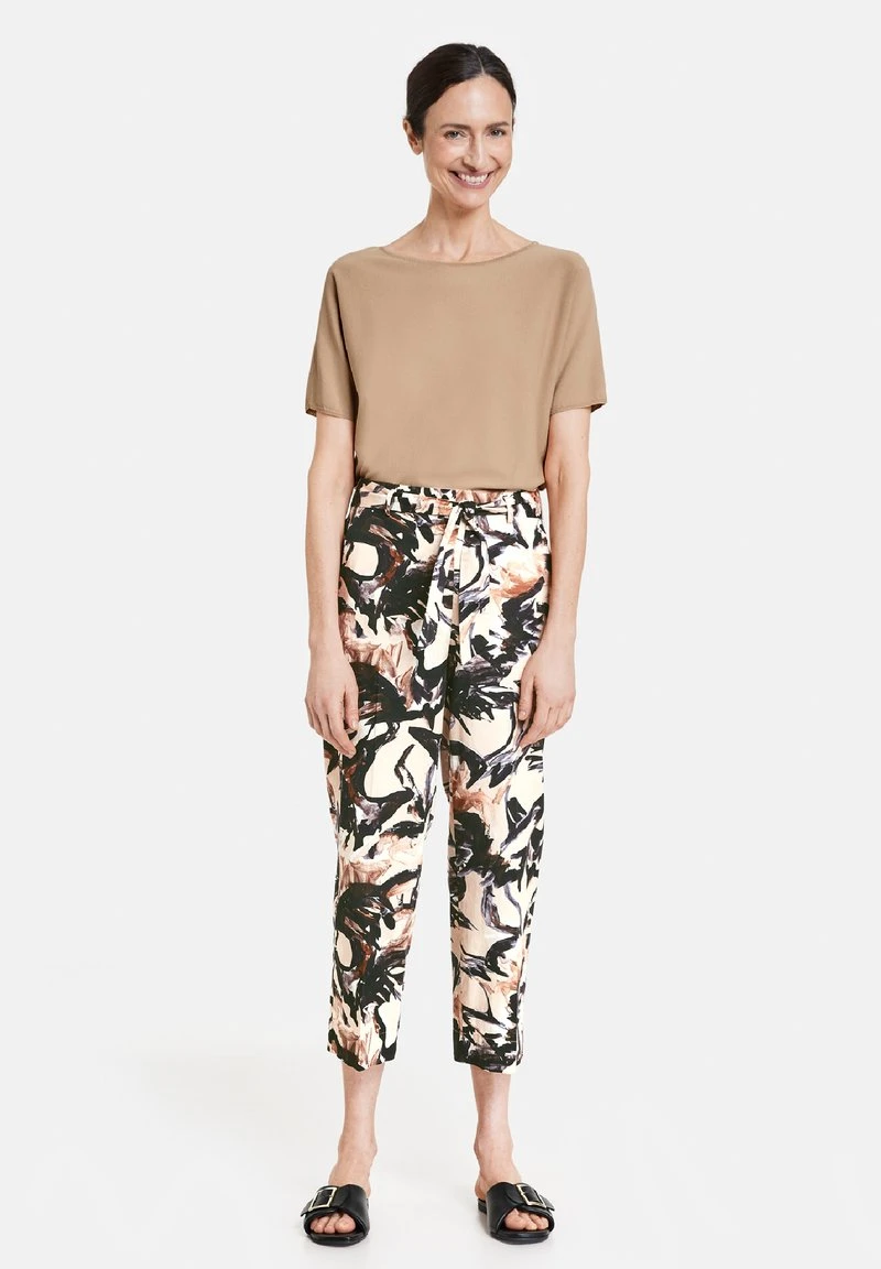 Gerry Weber Chino - Ecru Weiss Schwarz Druck 4 Gerry Weber Chino - Ecru Weiss Schwarz Druck – Bild 2