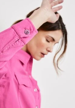 Gerry Weber LANGARM MIT GROSSEN AUFGESETZTEN TAS - Jeansjacke - Soft Pink -Dein Mode Laden c103d3fdd01847a7a85f1f2f3f3eed6b