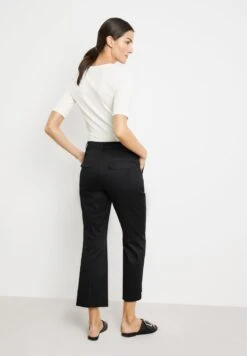Gerry Weber MIT BÜGELFALTEN - Stoffhose - Schwarz -Dein Mode Laden ef64da316c7e44bcba92eee09912f59f
